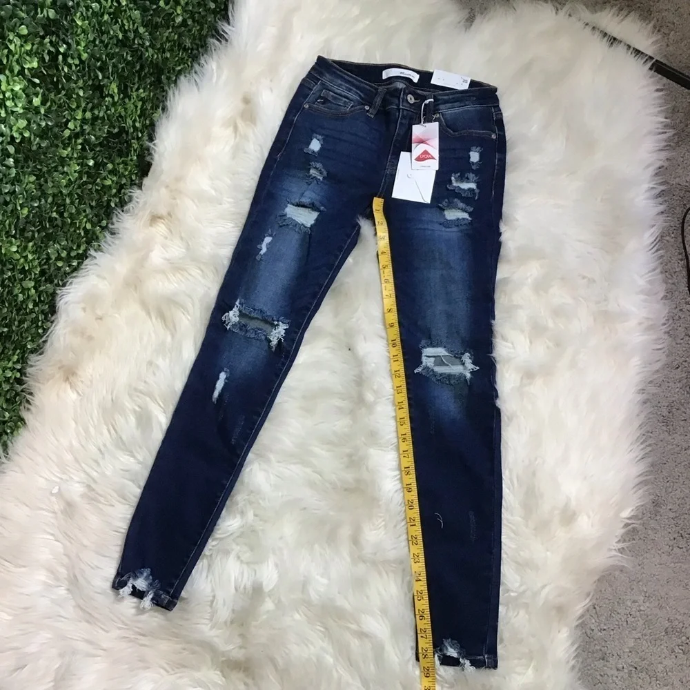 Nwt Kancan‎ mid rise super skinny nwt